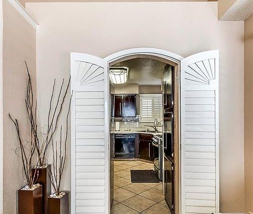 4th image of 1453 Chato Villa Dr