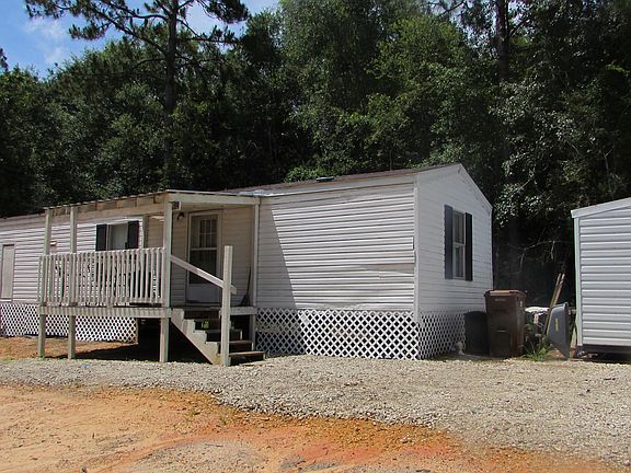 2nd image of 19395 Crestwick St