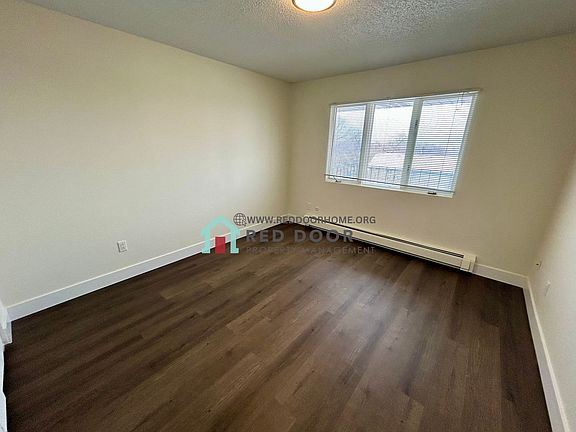 4th image of 721 13th St S #6-M
