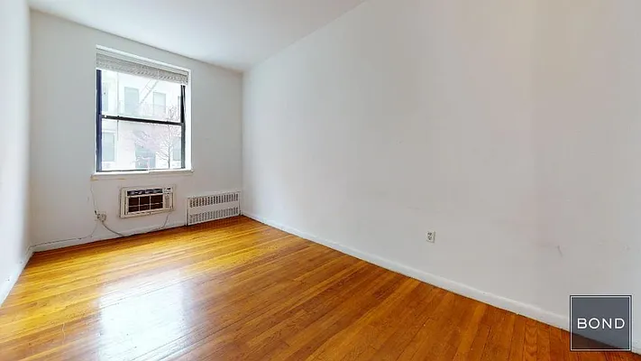 Rented by Bond New York | media 2