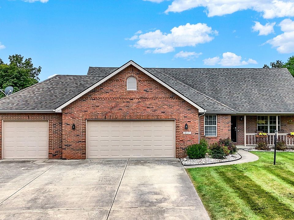 1st image of 8248 N Mount Vernon Way