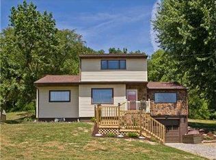 121 Millerstown Culmerville Rd, Tarentum, PA 15084