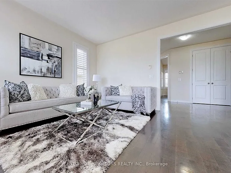 1572 Cahill Dr — Photo 3