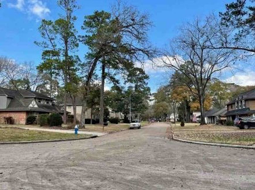 2nd image of 3402 Valley Haven Dr