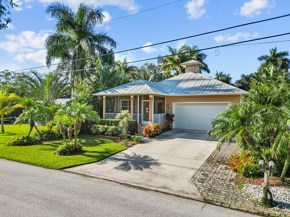 1st image of 932 SW 30th Street