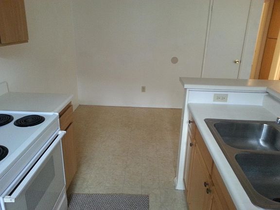 4th image of 4238 36th St APT 2