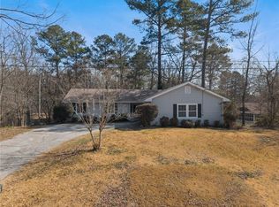 1384 Country Lane Way NE, Conyers, GA 30012