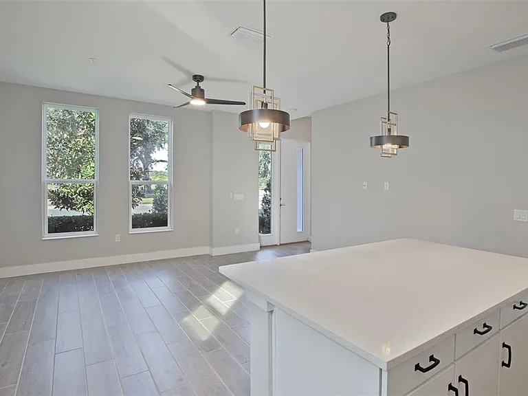 1800 Houston St — Photo 9