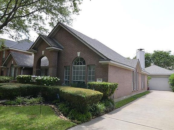 4th image of 2726 Kellyway Ln