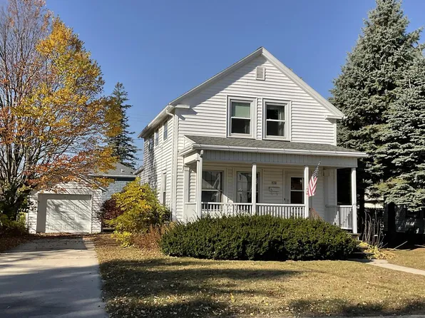 522 South 27th STREET, Manitowoc, WI 54220