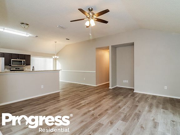 3rd image of 10600 Towerwood Dr