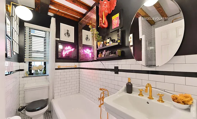 Sold by Engel & Völkers New York City | media 7