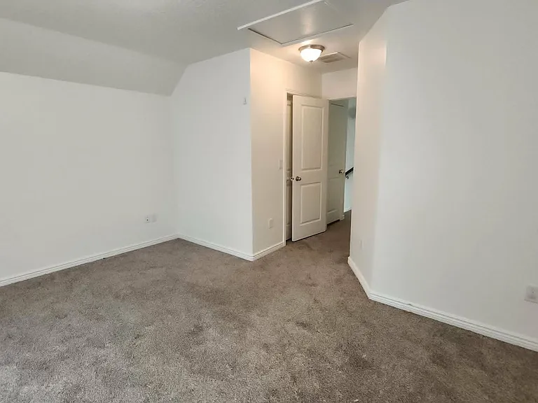 663 N 150 E #51 — Photo 12