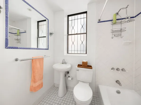 204 West 92nd Street image 6 of 8