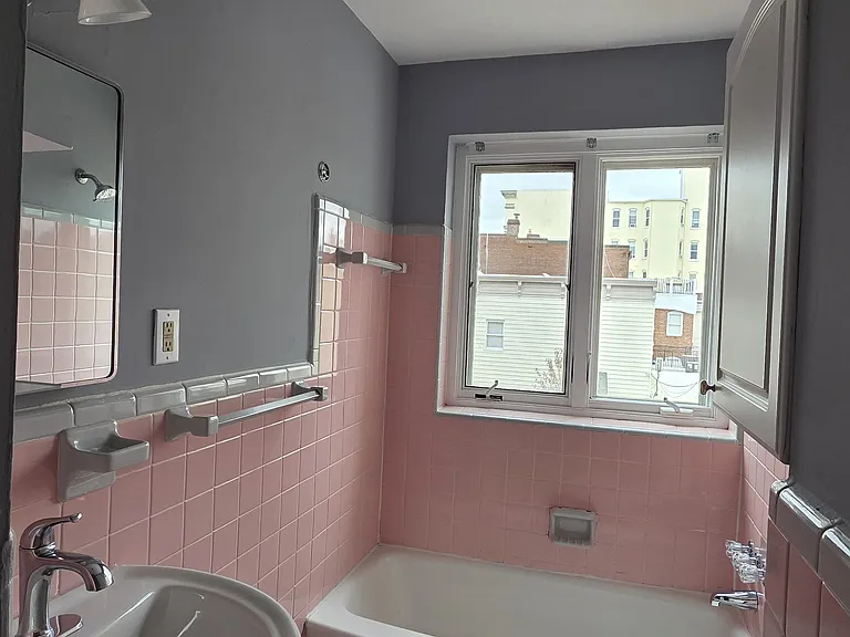 5 4th St NE #1 — Photo 12