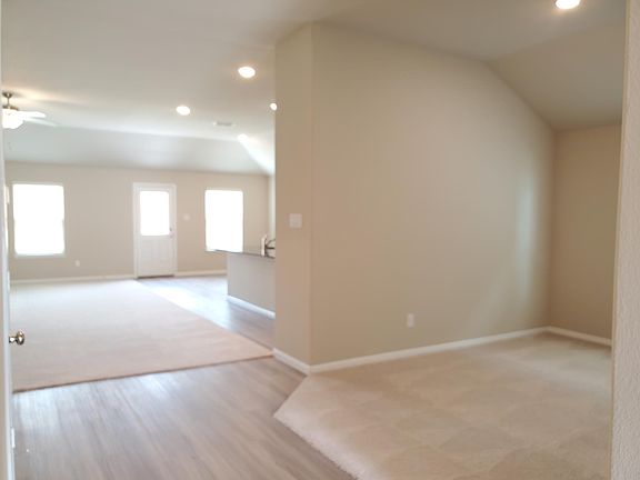 5th image of 1909 Huisache St