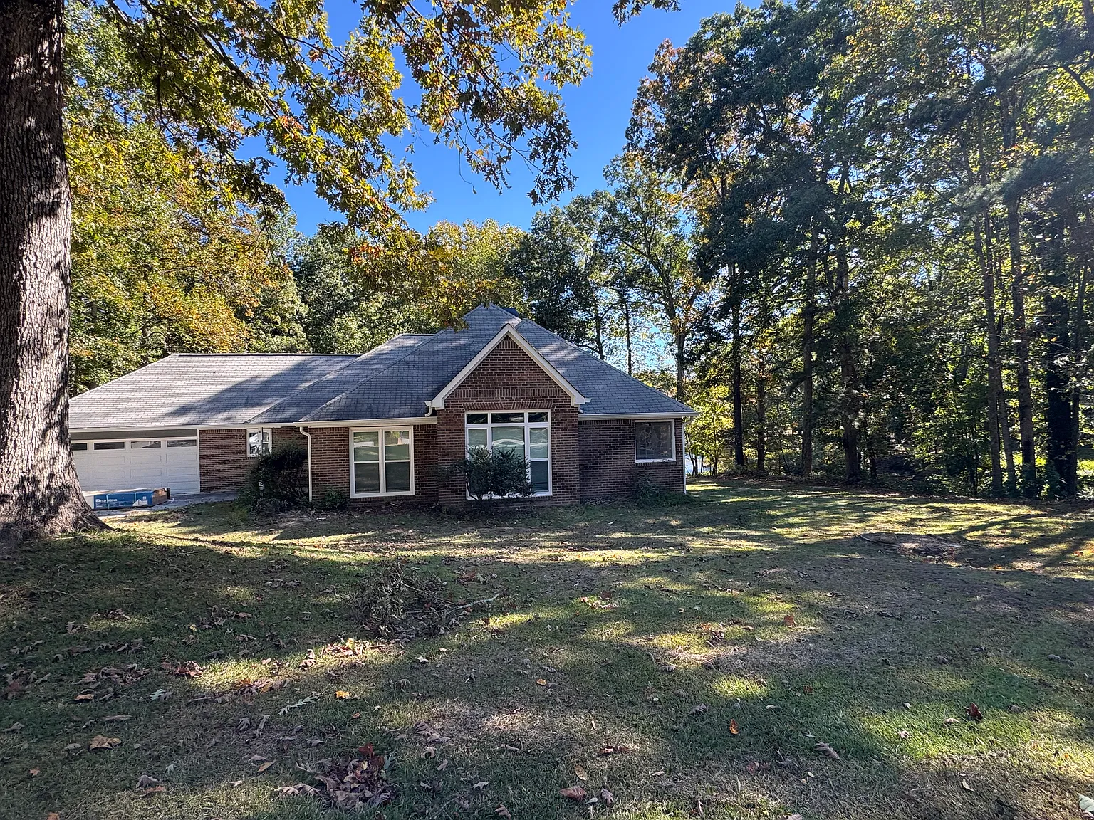 3 bed, 1600 sqft, $2,690 — Photo 1