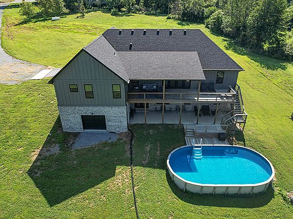 3rd image of 1325 High Bridge Rd