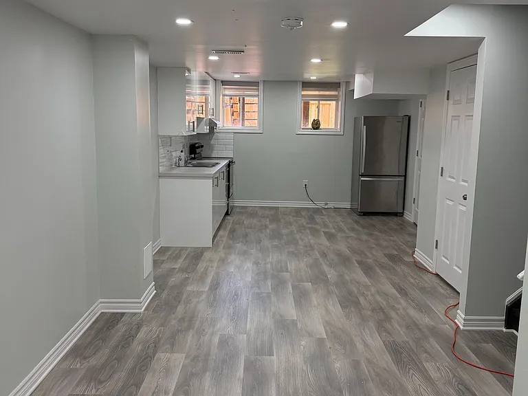 106 Knott End Cres — Photo 5