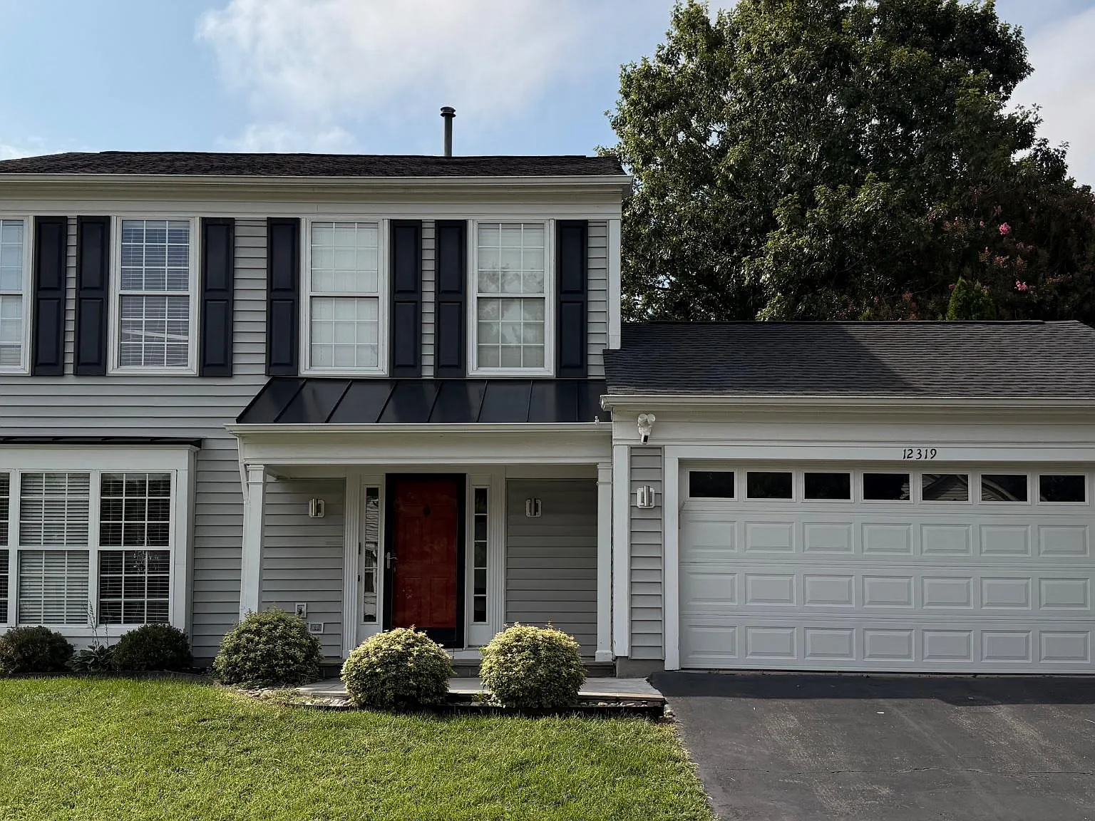 3 bed, 2.5 bath, 1697 sqft, $3,500 — Photo 1
