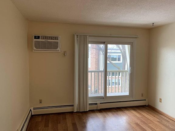 3rd image of 7318 22nd St W #315