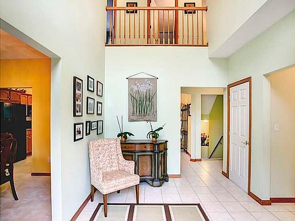 3rd image of 3147 Barberry Ct