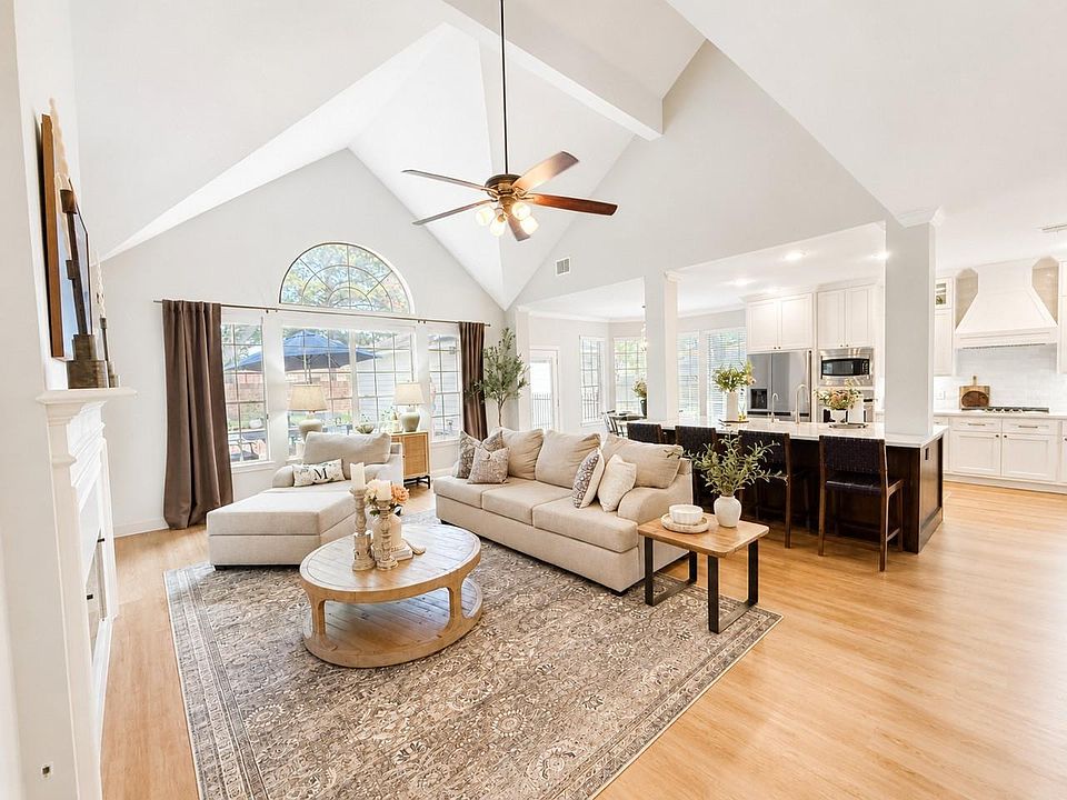 1st image of 3407 Castlewind Dr