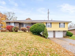 4942 N Flora Ave, Kansas City, MO 64118