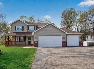 8549 Woodland Curv, Saint Bonifacius, MN 55375
