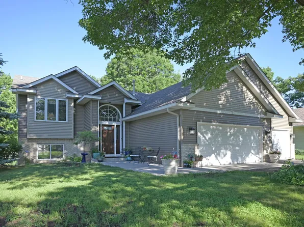 3729 Tower Pond Dr, Anoka, MN 55303