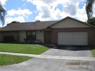 7130 NW 46th Ct, Lauderhill, FL 33319