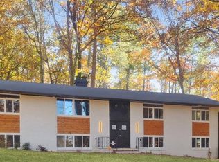 2541 Peyton Woods Trl SW, Atlanta, GA 30311
