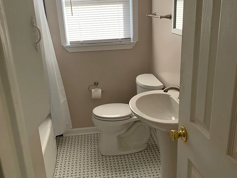 New Vanity and Cam-ode with new Floor tile