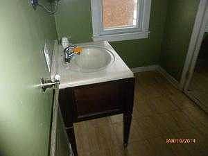 3rd image of 9535 S Maplewood Ave