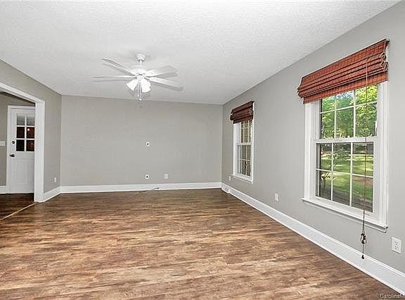 5th image of 7500 Pine Lake Ln