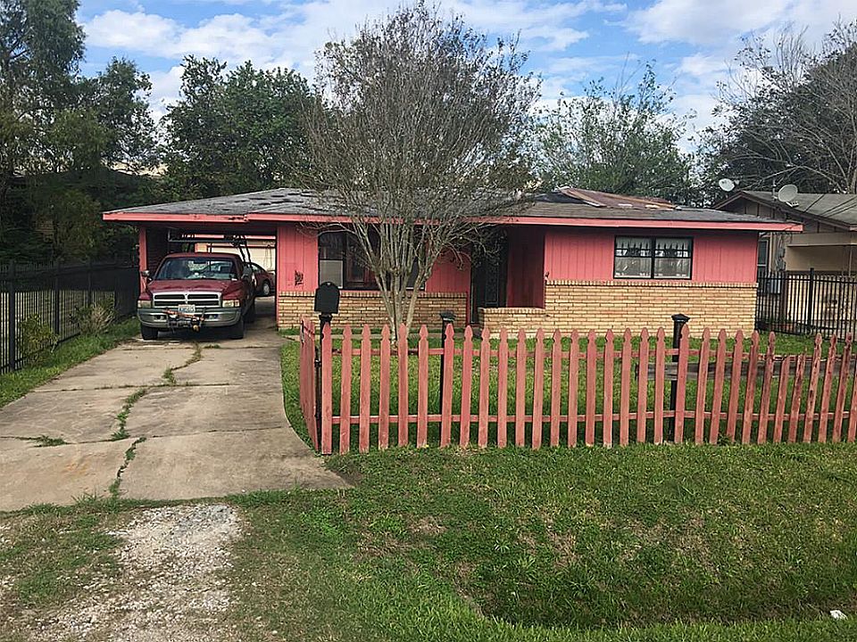 1st image of 3833 Seabrook St