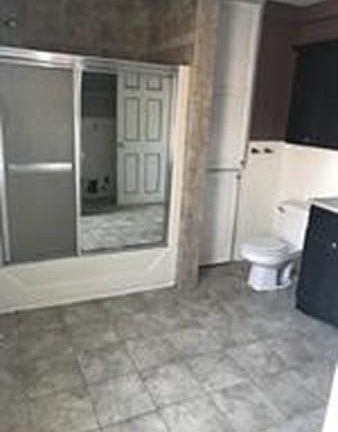 3rd image of 32 Randolph St