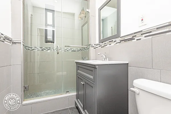 Rented by MySpaceNYC | media 27