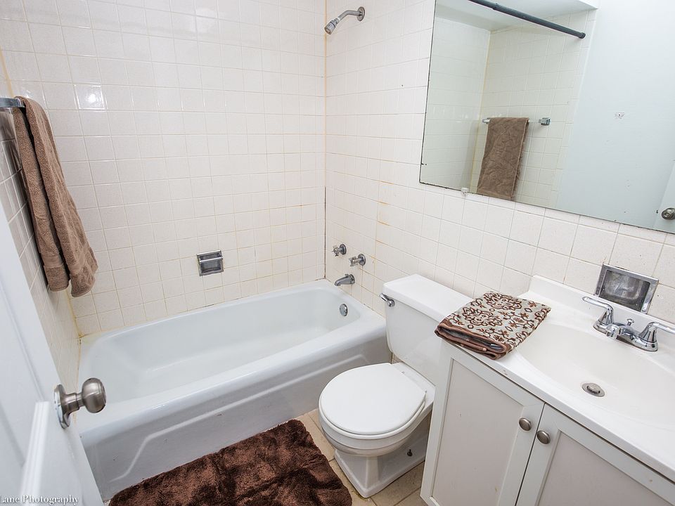 1st image of 421 W Barry Ave #431-329
