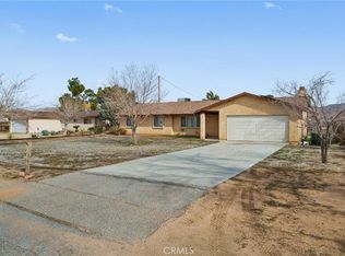 14615 Quinnault Rd, Apple Valley, CA 92307