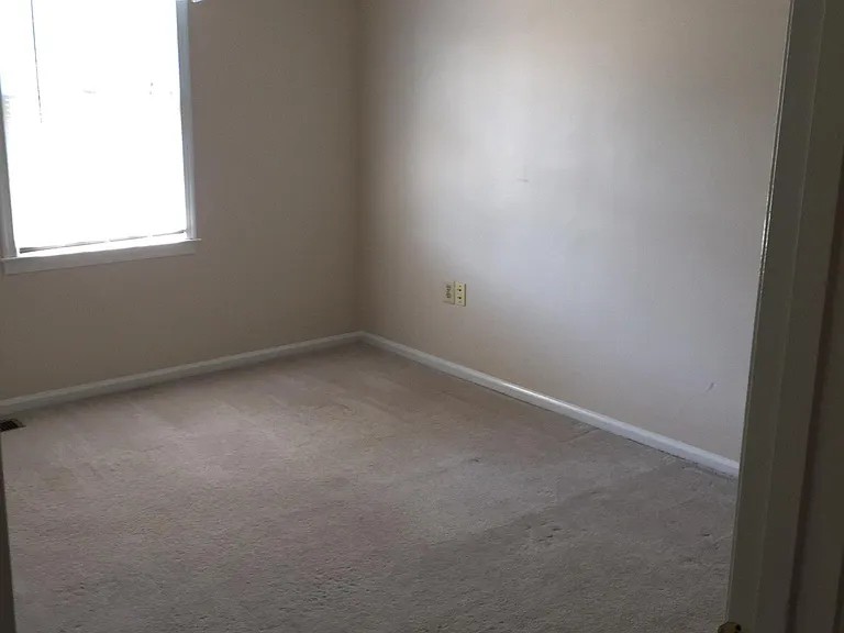 12804 Fantasia Dr — Photo 12