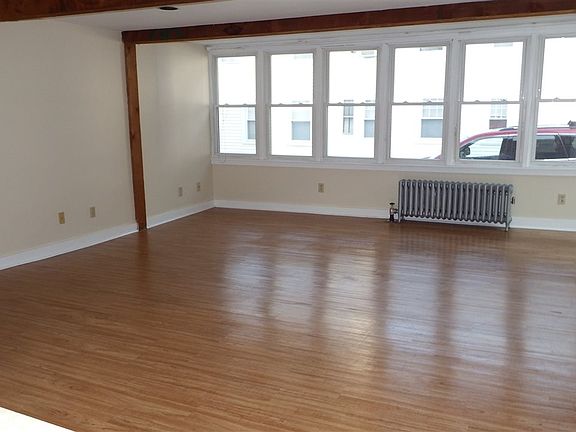 2nd image of 161 Nashua St #A