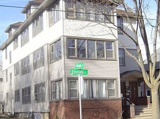 930 Emerald St #3, Madison, WI 53715
