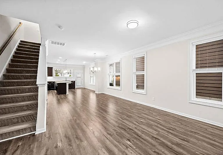1184 Brown Velvet Ln — Photo 11