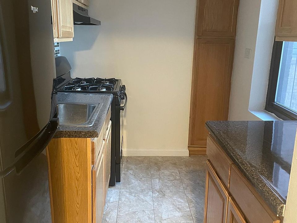 2nd image of 3080 Hull Ave #4D