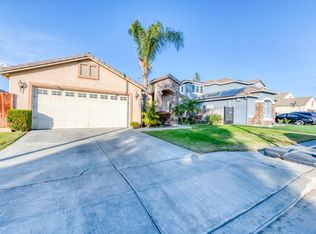 2664 E Omaha Ave, Fresno, CA