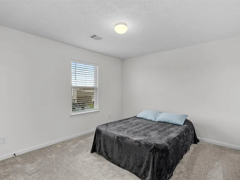 15631 Tawny Stark Dr — Photo 31