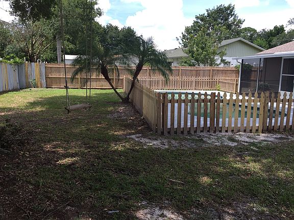 4th image of 6910 Friendship Dr #6910