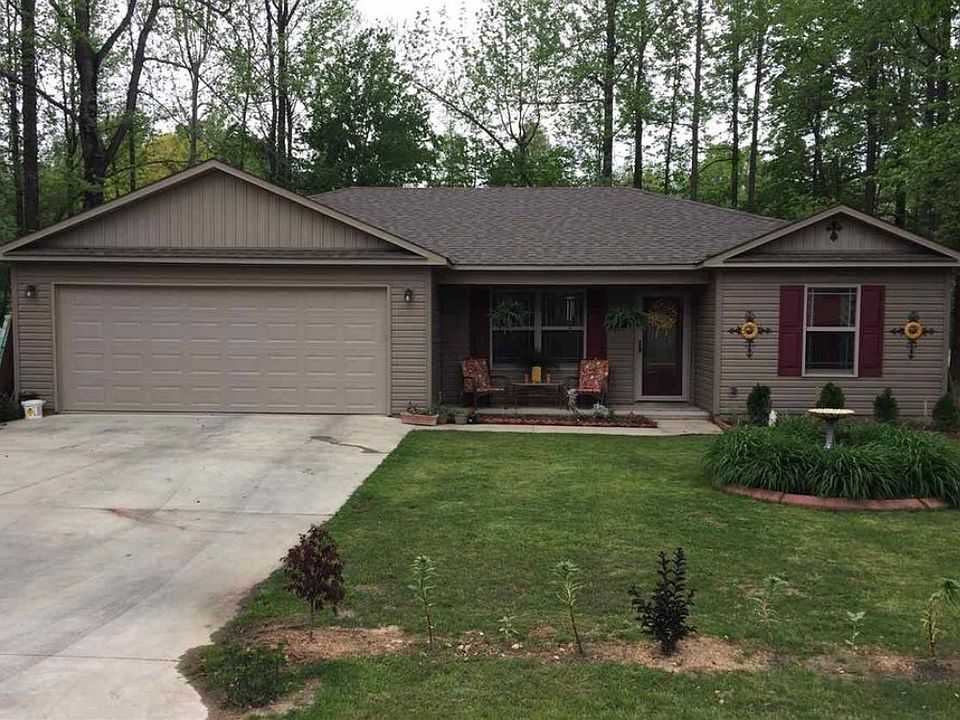 Beautiful shaded lot 