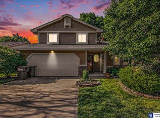 16308 Riggs St, Omaha, NE 68135